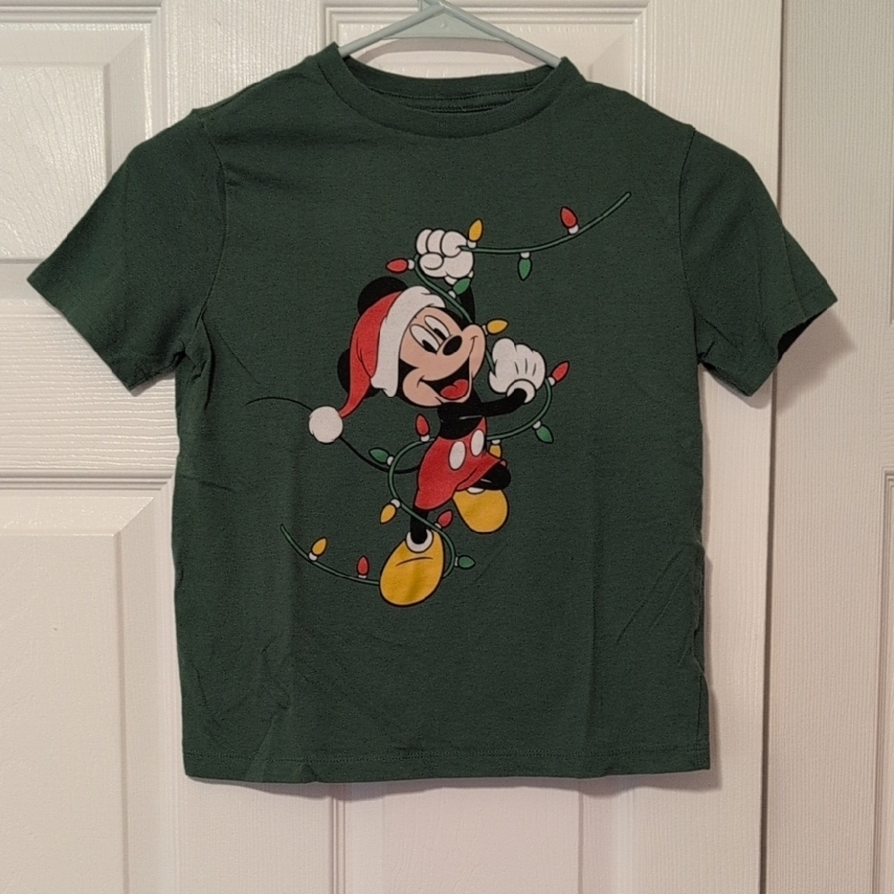 Old Navy Green Christmas Kids Tee with Mickey Mouse